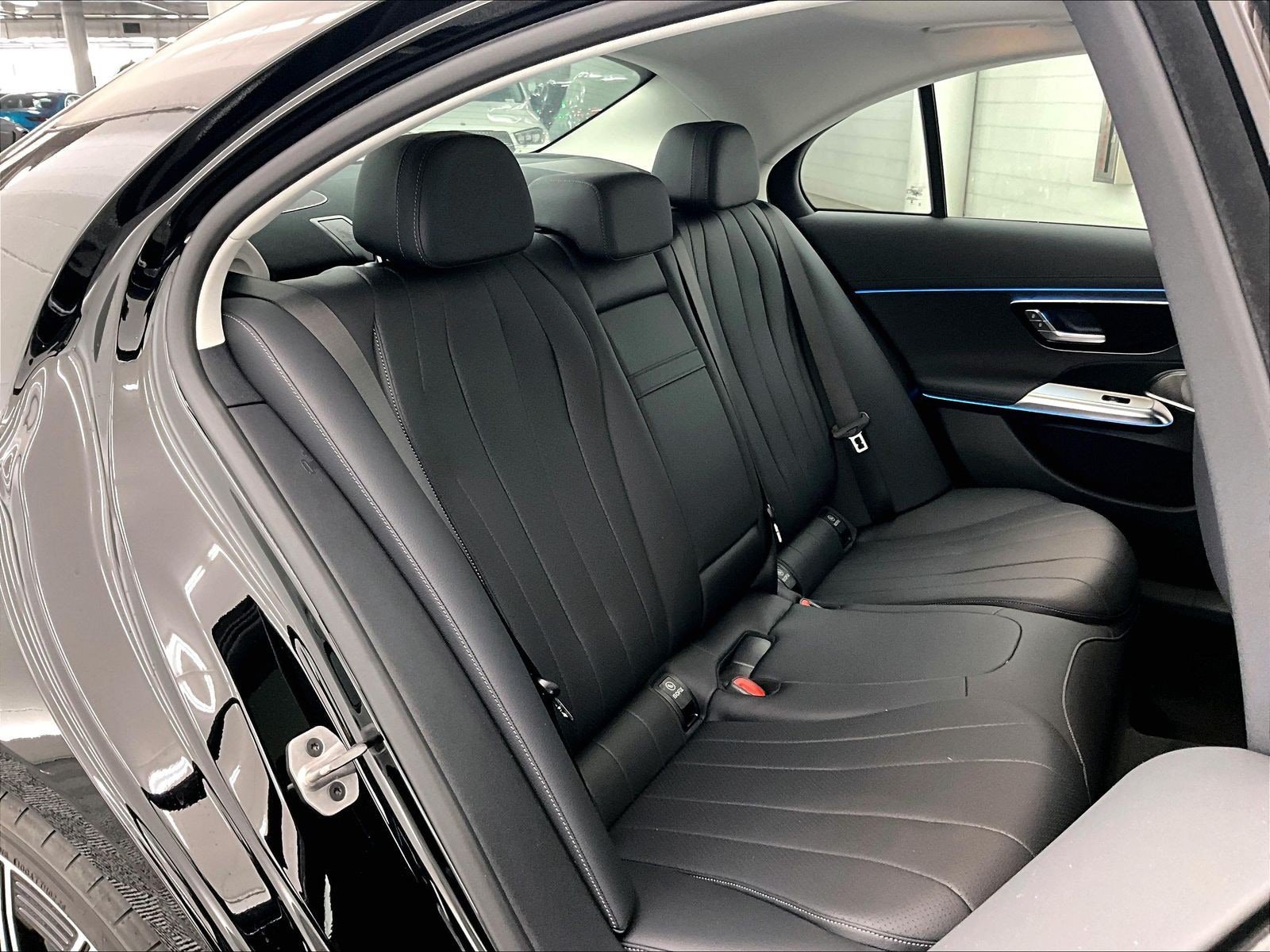 New 2026 Mercedes-Benz E 450 4MATIC Sedan image 14