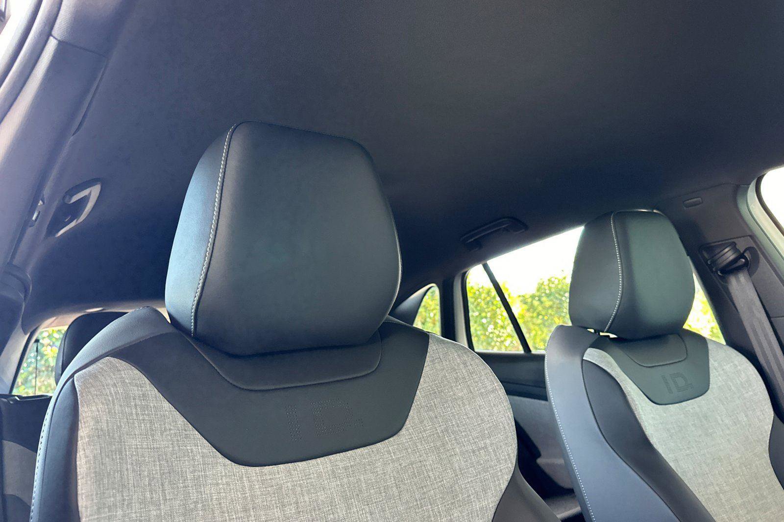 New 2025 Volkswagen ID.4 Pro image 16