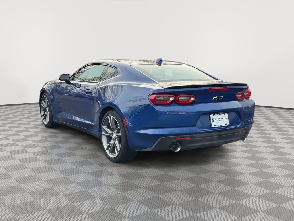 Used 2023 Chevrolet Camaro LT w/ Technology Package RWD image 5
