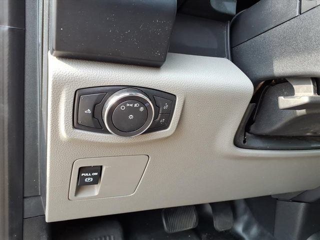 Used 2016 Ford F150 XL w/ Equipment Group 101A Mid RWD image 14