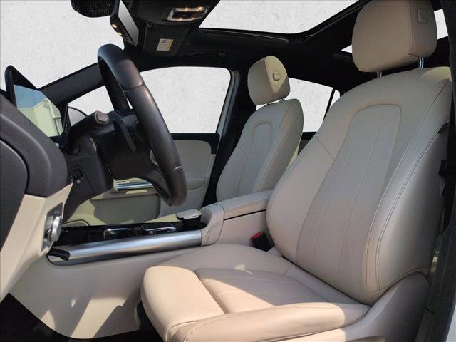 Used 2022 Mercedes-Benz GLA 250 4MATIC image 17