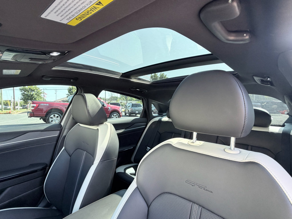 Used 2025 Kia K5 GT-Line w/ GT-Line Premium Package AWD/4WD image 10