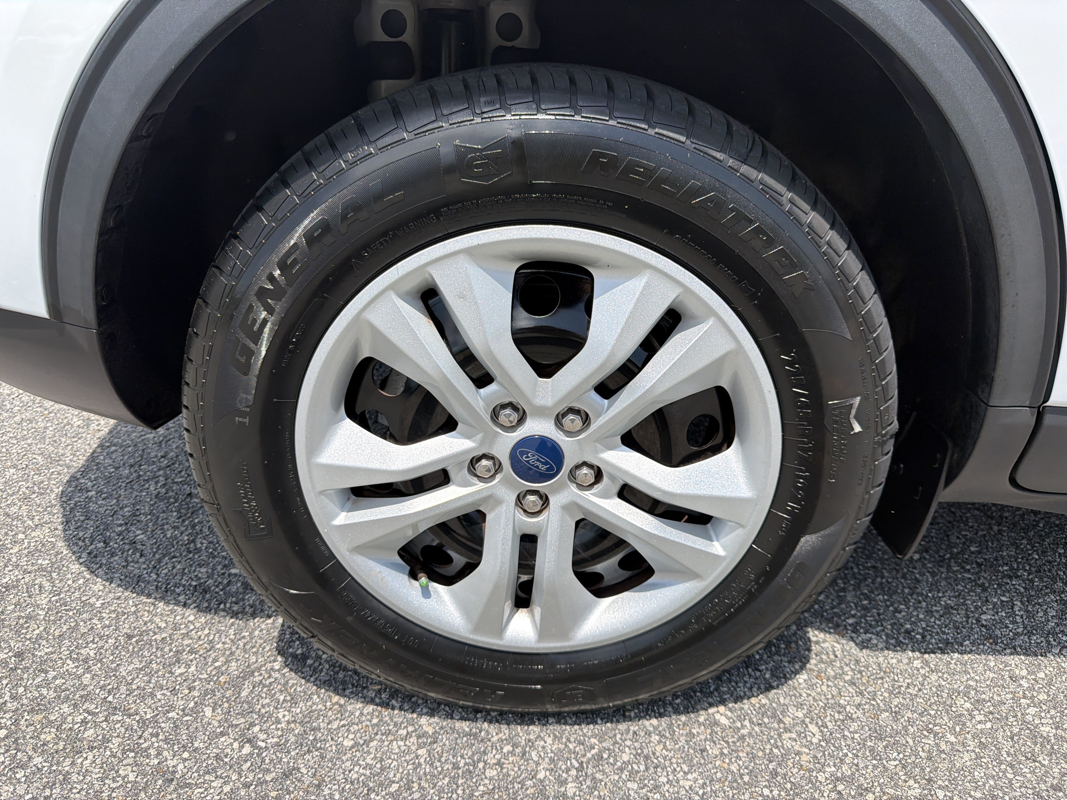 Used 2022 Ford Escape S FWD image 27