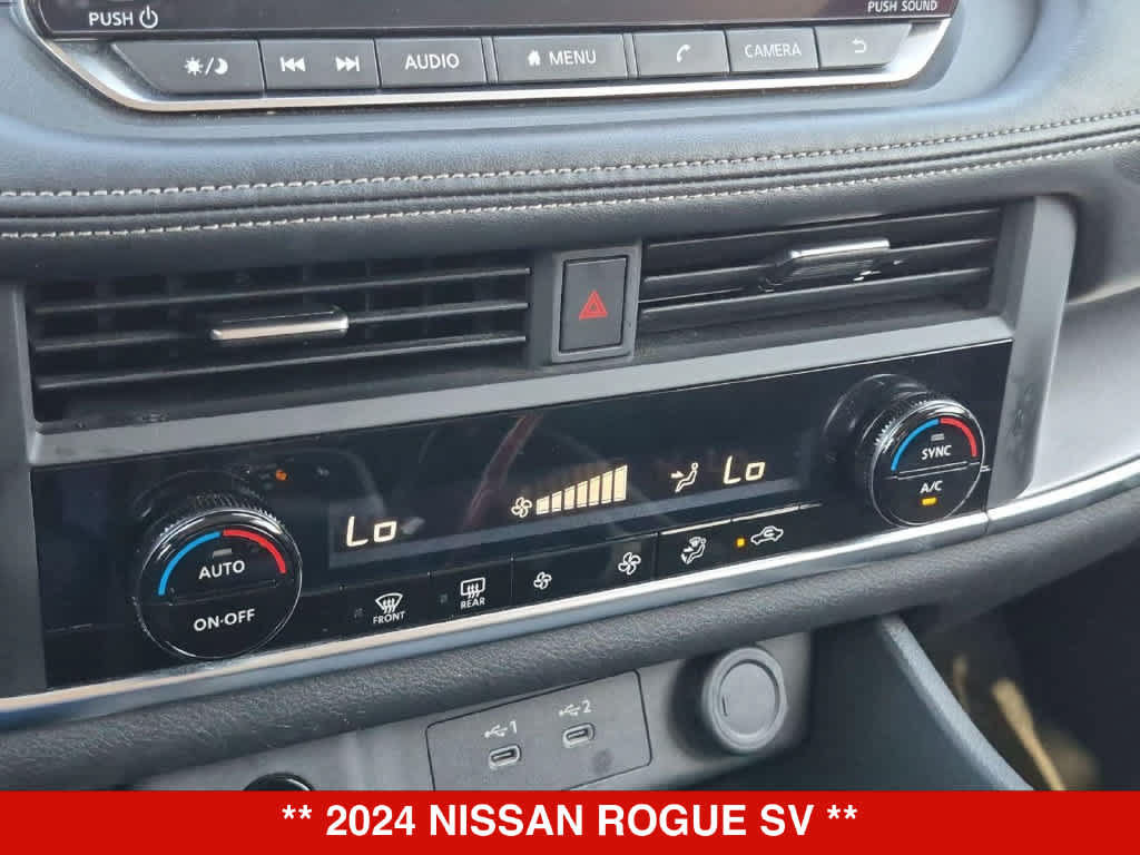 Used 2024 Nissan Rogue SV FWD image 28