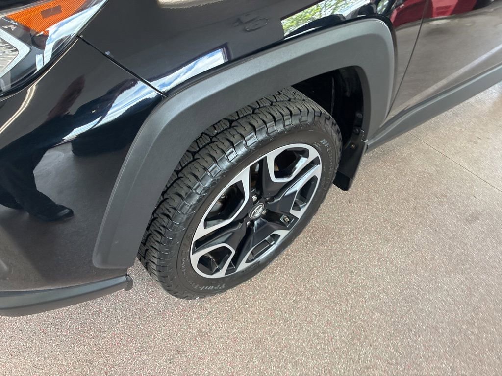 Used 2019 Toyota RAV4 Adventure w/ Cold Weather Package AWD/4WD image 4