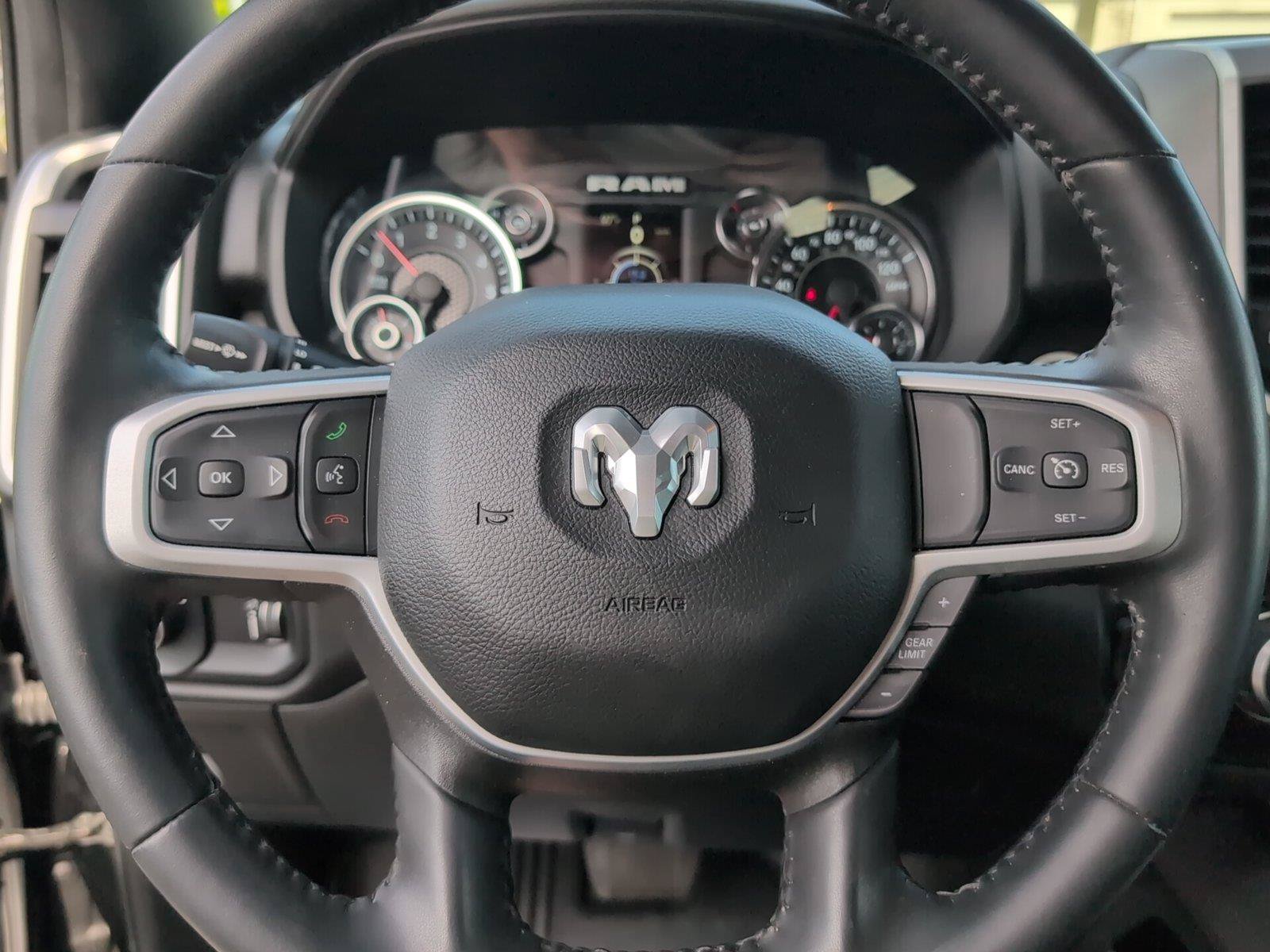 Used 2023 RAM 1500 Big Horn AWD/4WD image 27