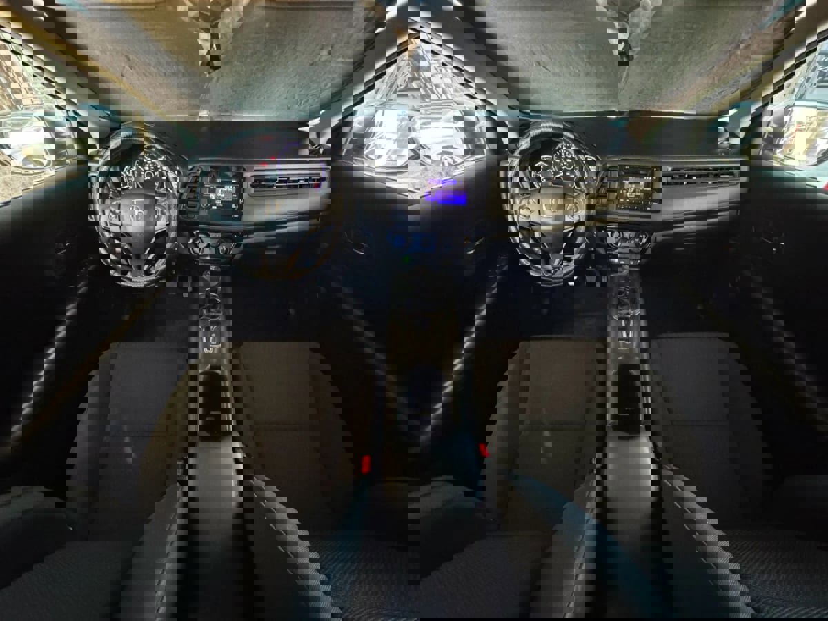 Used 2016 Honda HR-V LX image 58