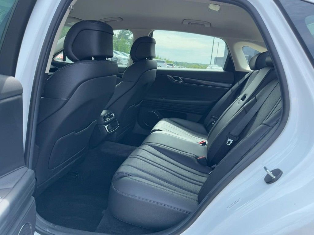 Used 2025 Genesis G80 2.5T AWD/4WD image 10