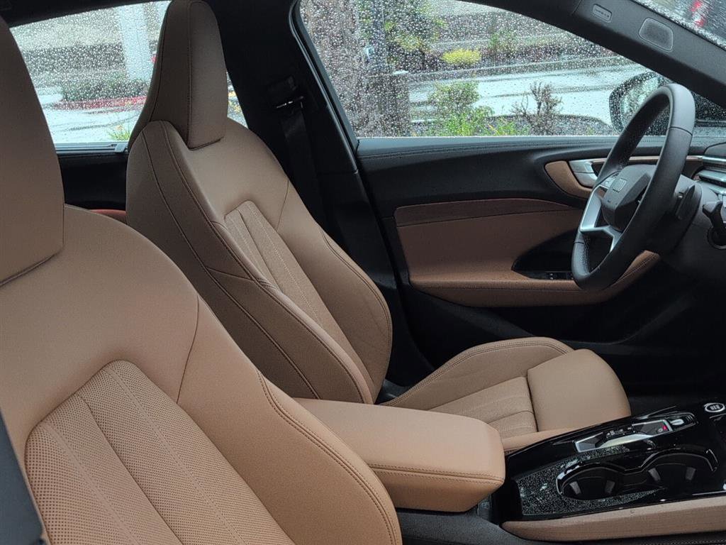 Used 2025 Audi A5 2.0T Premium Plus w/ Premium Plus image 11