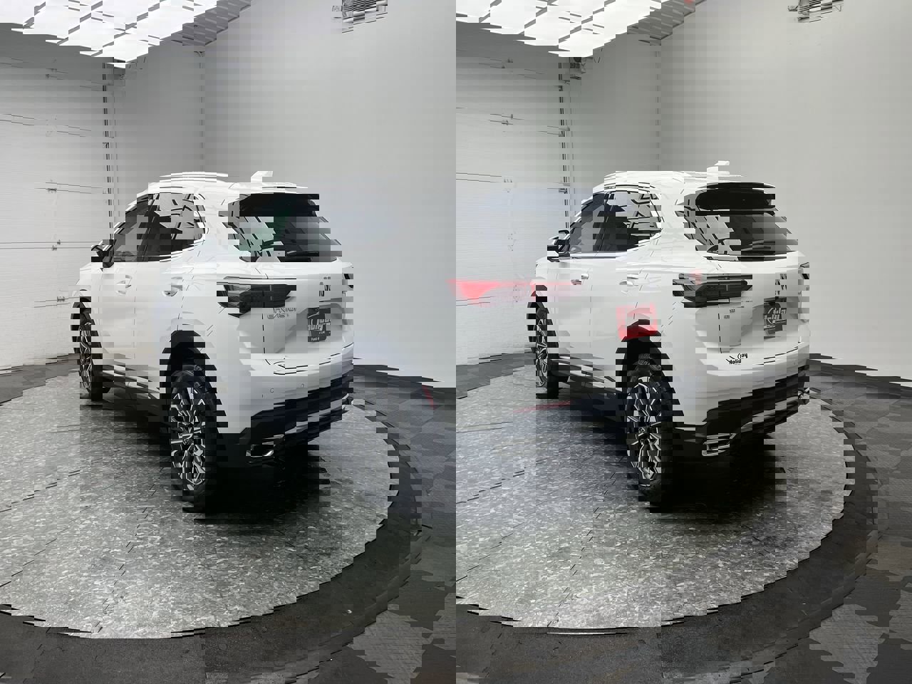 Certified 2024 Buick Envision Preferred image 2