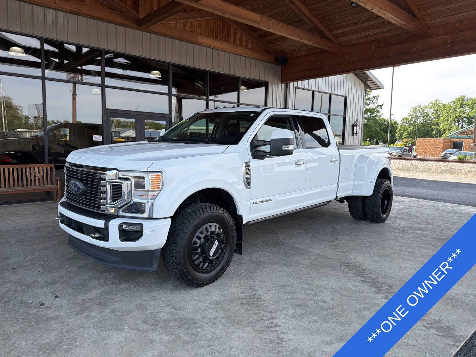 Used 2022 Ford F350 Limited AWD/4WD image 27