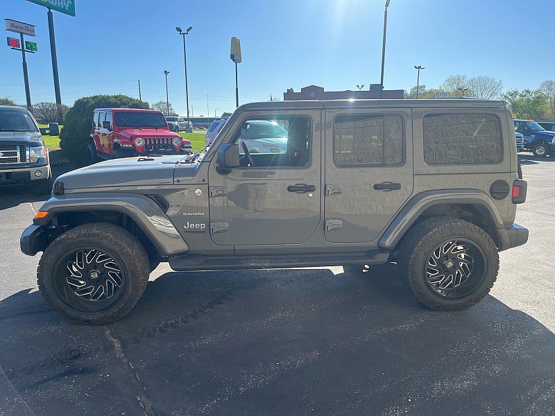 Used 2021 Jeep Wrangler Unlimited Sahara w/ Cold Weather Group AWD/4WD image 5