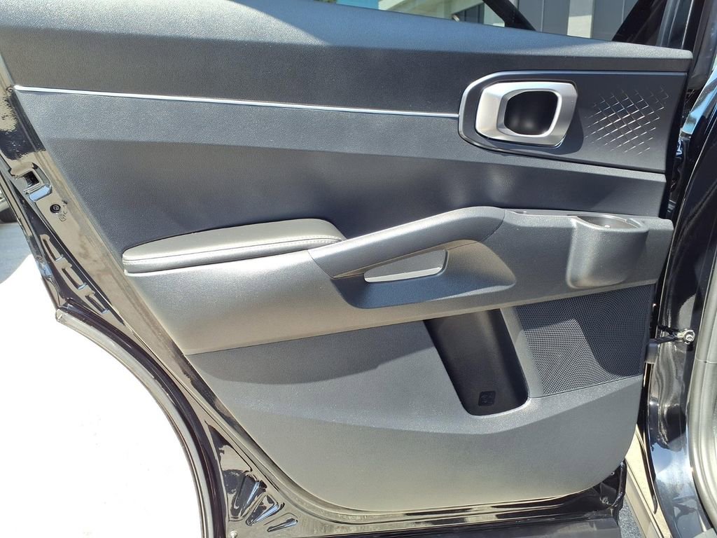Certified 2023 Kia Sorento S image 22