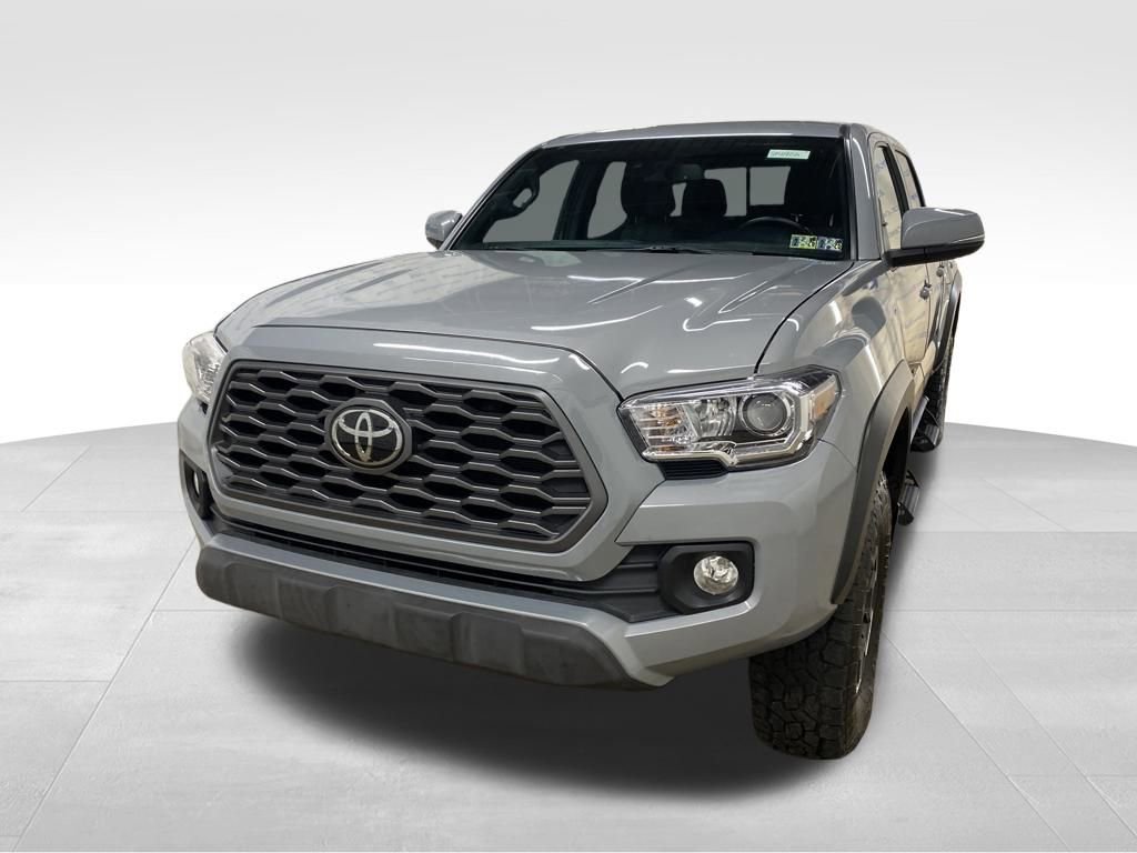 Used 2021 Toyota Tacoma TRD Off-Road w/ Technology Package image 2