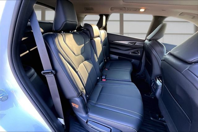 Used 2027 INFINITI QX60 Luxe w/ Cargo Package AWD/4WD image 26