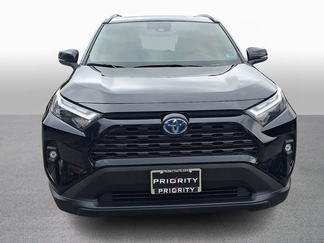 Certified 2022 Toyota RAV4 XLE Premium AWD/4WD image 2