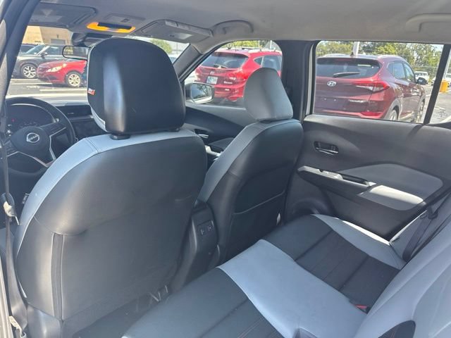 Used 2024 Nissan Kicks SR w/ SR Premium Package FWD image 11