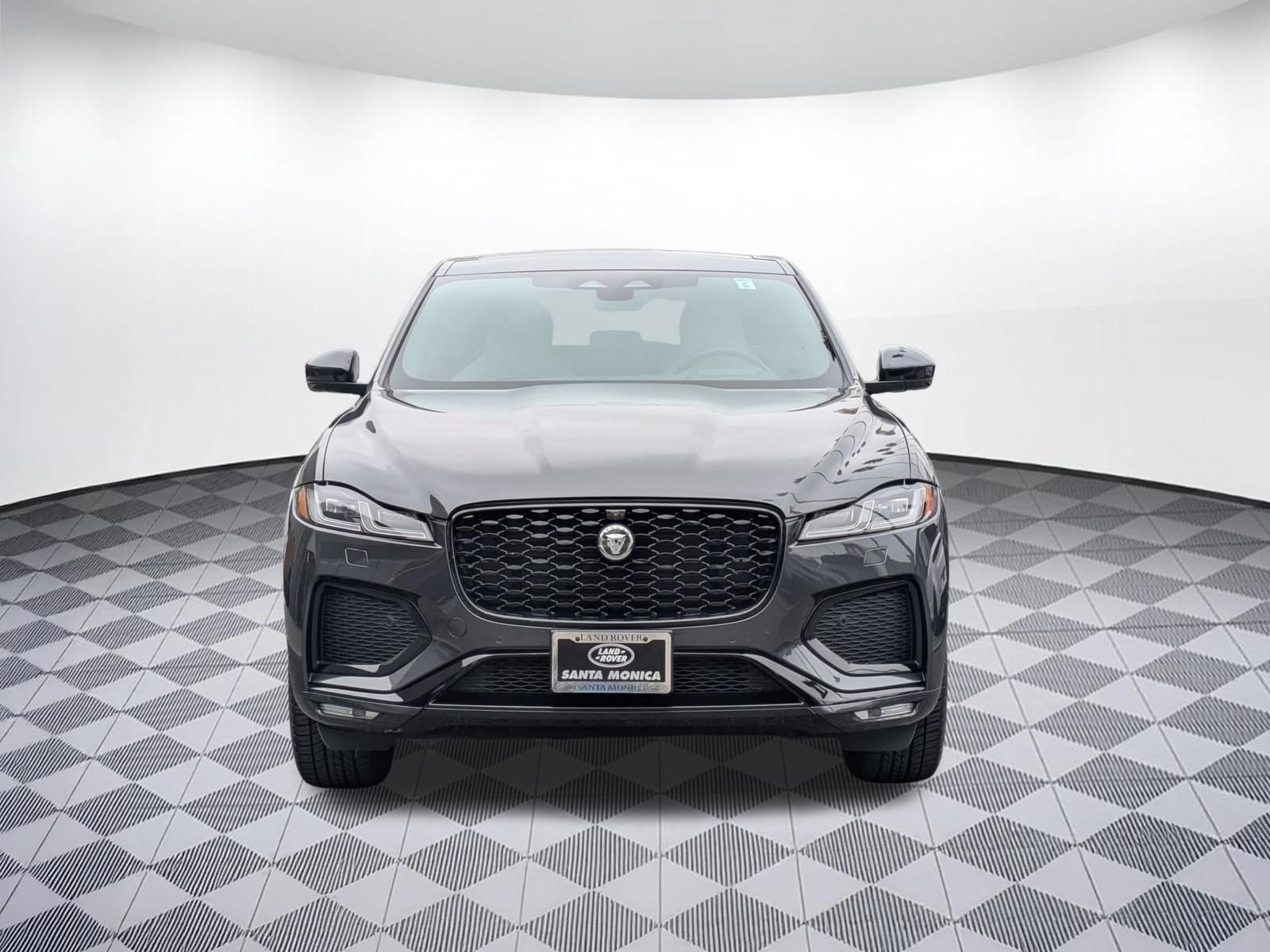 Used 2026 Jaguar F-PACE R-Dynamic S AWD/4WD image 8