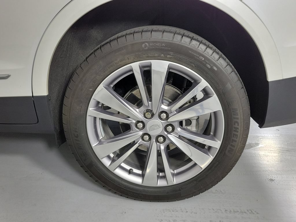 Certified 2024 Cadillac XT5 Premium Luxury w/ LPO, Floor Liner Package AWD/4WD image 10