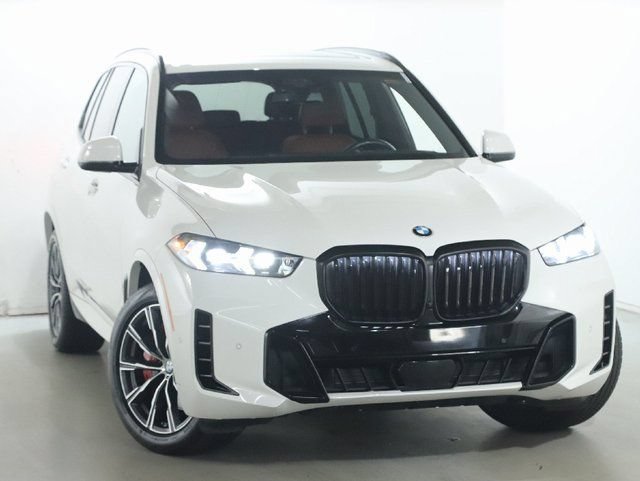 Used 2024 BMW X5 xDrive40i w/ M Sport Package AWD/4WD image 2