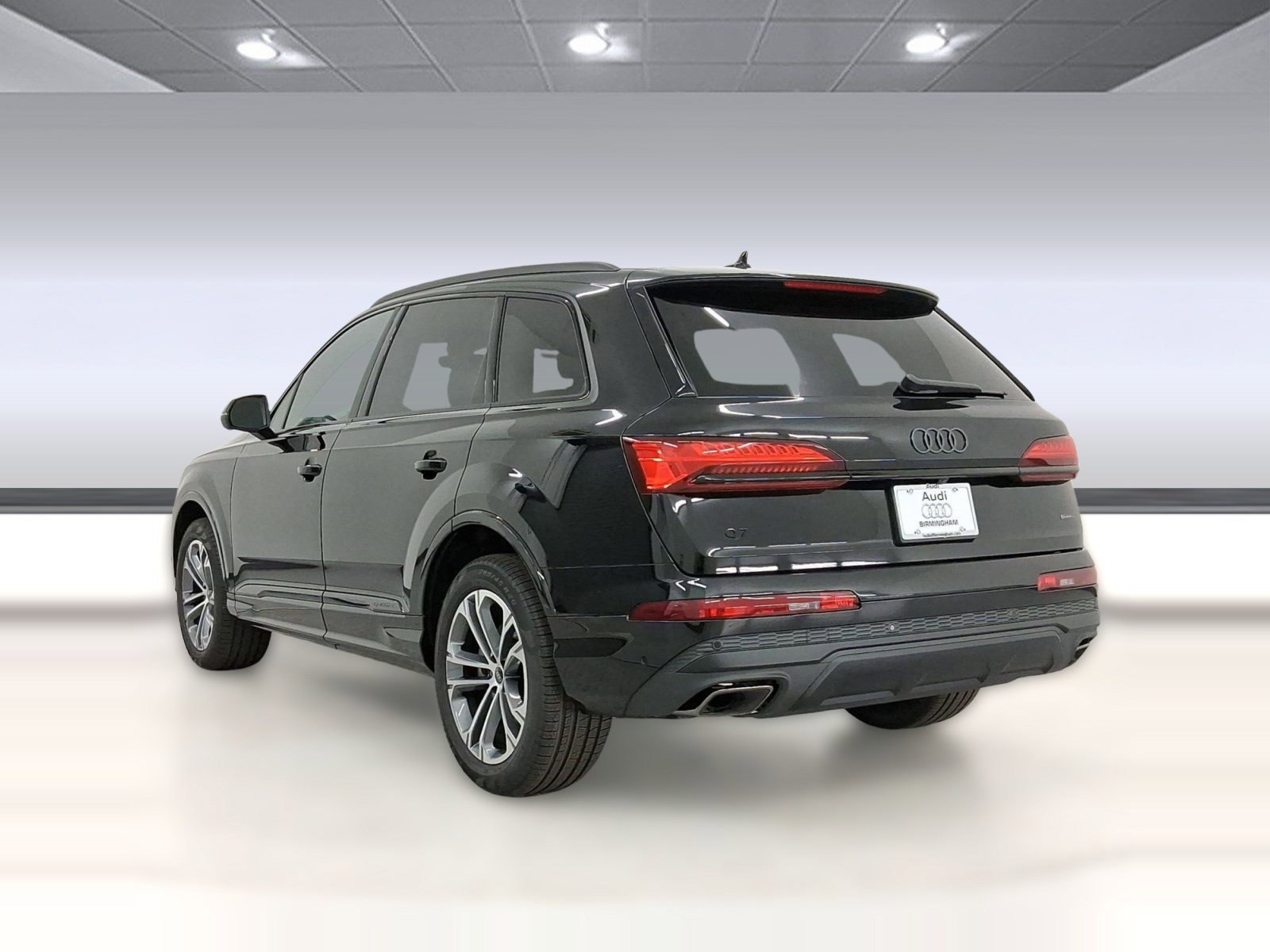 Used 2026 Audi Q7 2.0T Premium Plus w/ Premium Plus Package AWD/4WD image 3