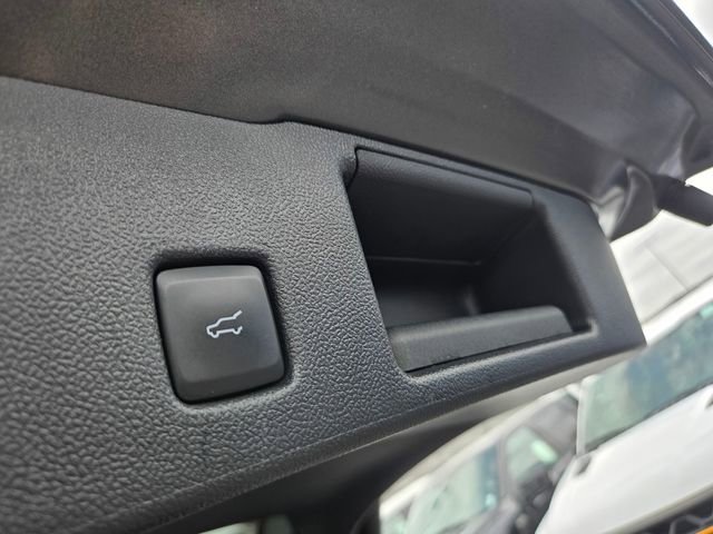 Used 2023 Ford Escape Active AWD/4WD image 32