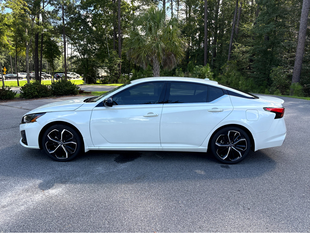 Used 2024 Nissan Altima 2.5 SR image 33