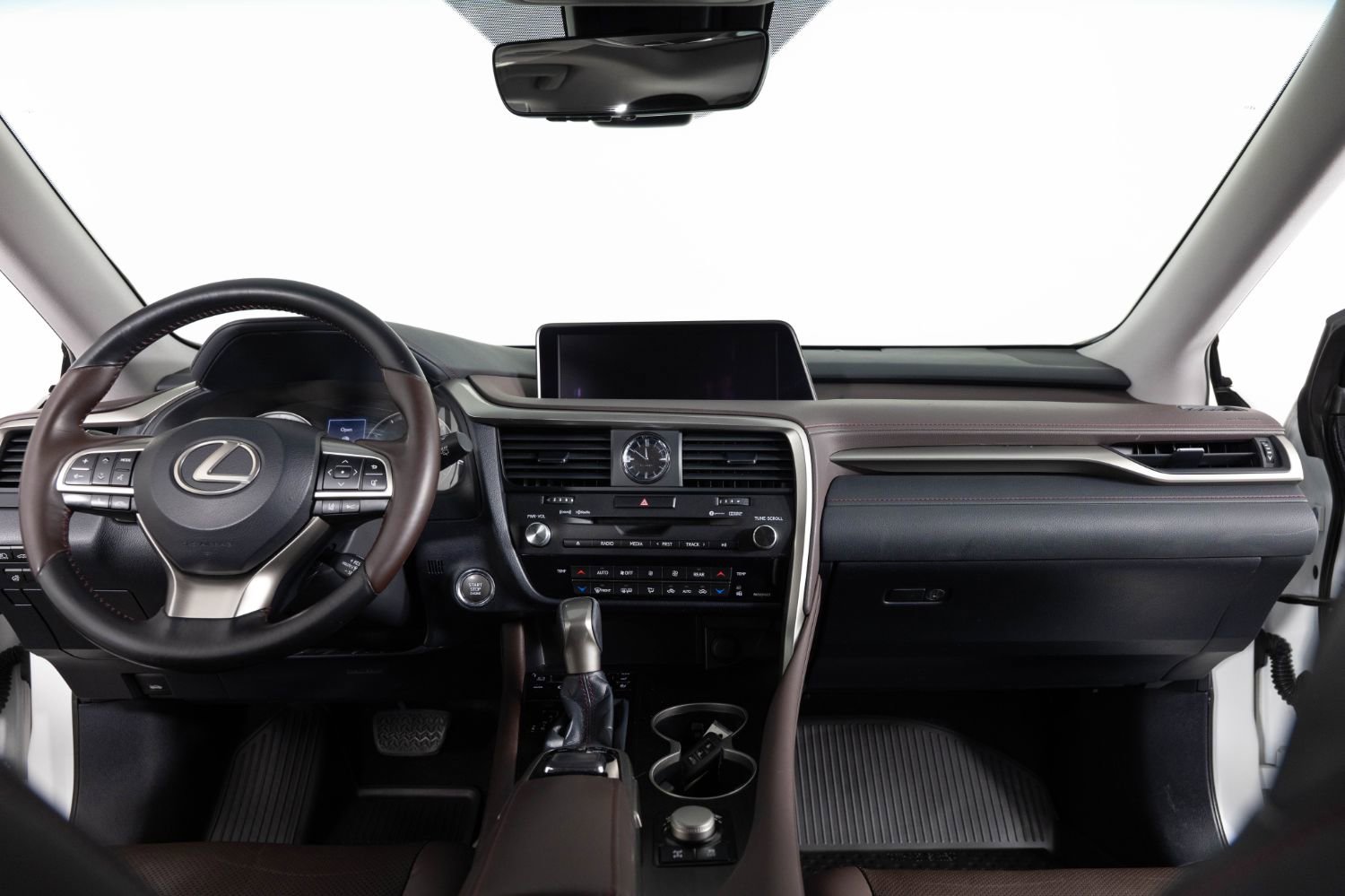 Used 2018 Lexus RX 350L Luxury image 35