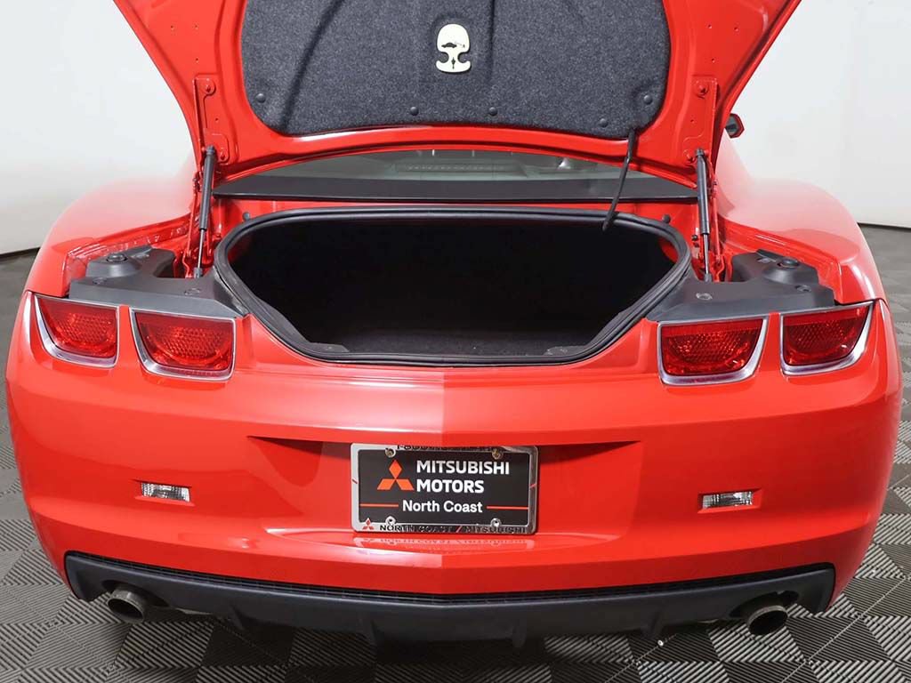 Used 2011 Chevrolet Camaro LT RWD image 10