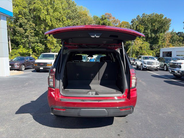 Used 2023 Chevrolet Tahoe Z71 w/ Luxury Package AWD/4WD image 11