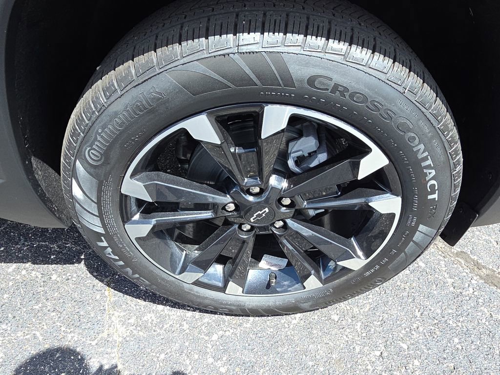 New 2026 Chevrolet Equinox RS w/ Convenience Package III AWD/4WD image 10