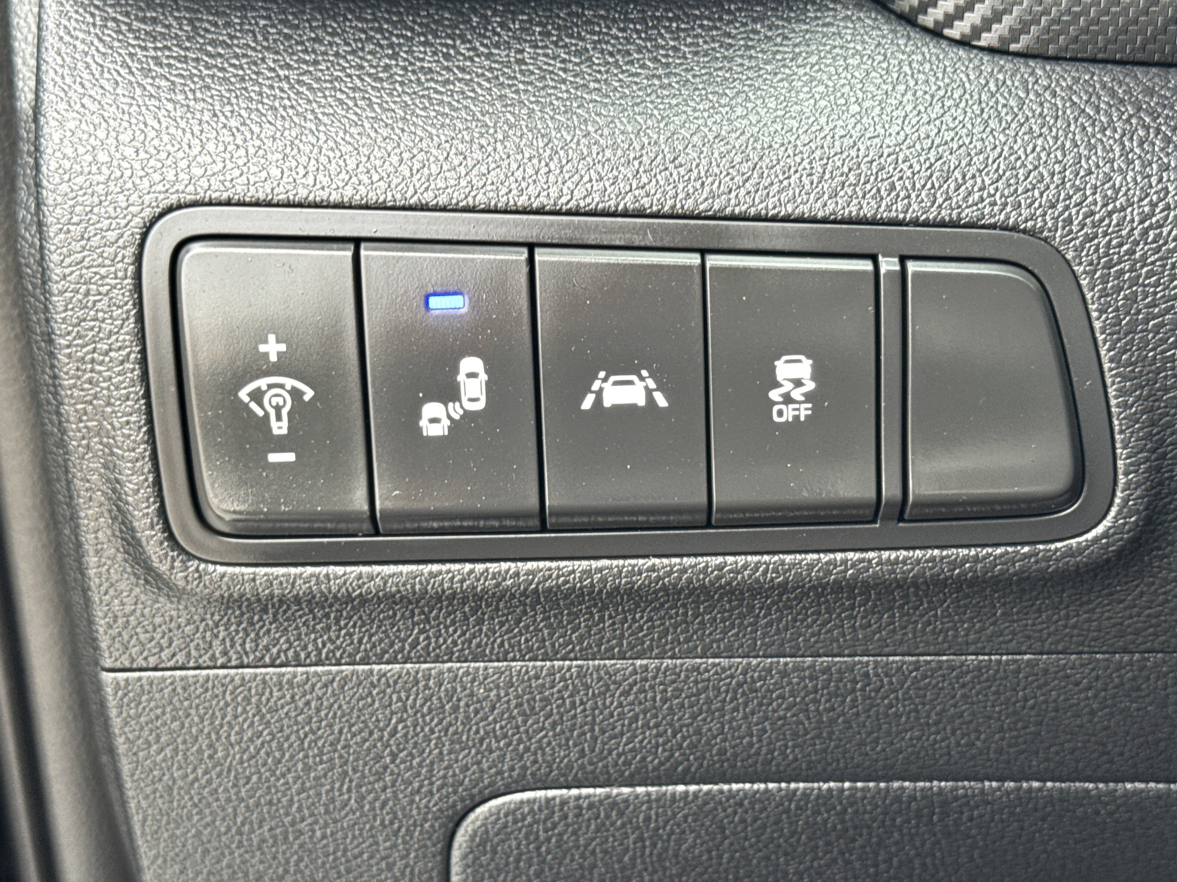 Used 2020 Hyundai Tucson SEL image 25