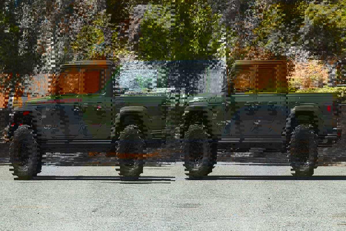 Used 2023 Jeep Gladiator Rubicon image 10