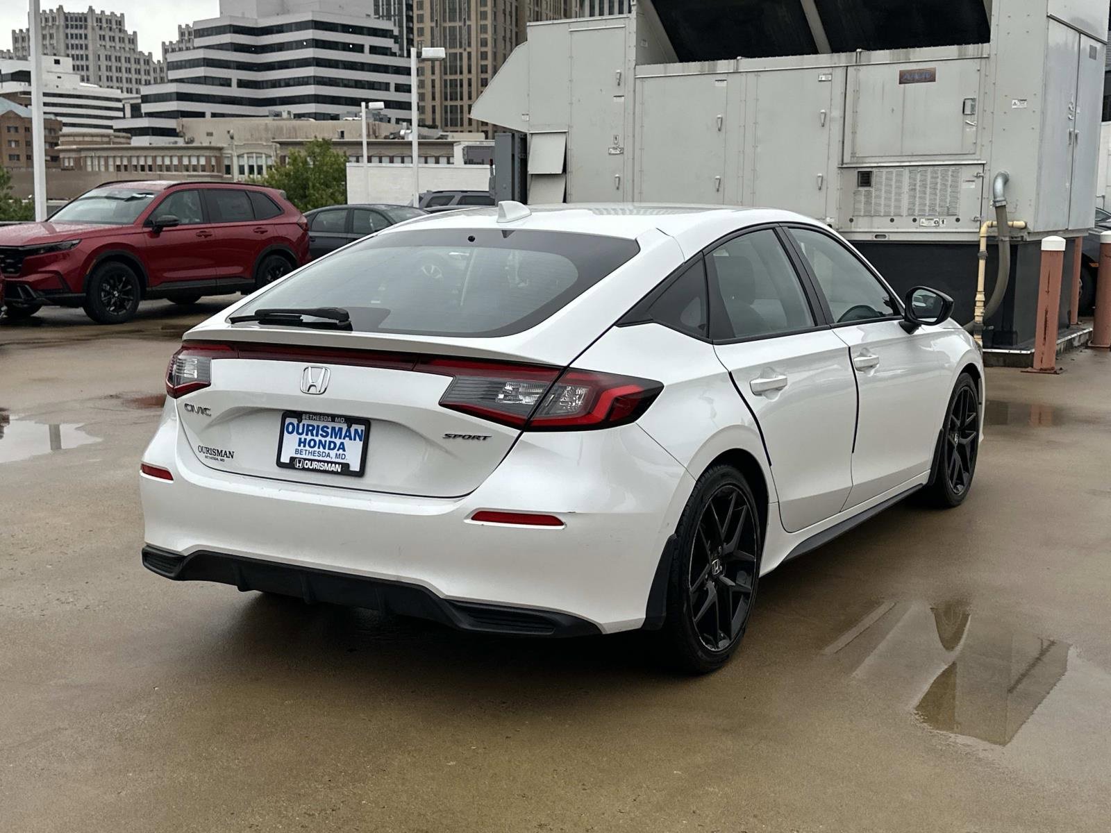 Used 2022 Honda Civic Sport image 2