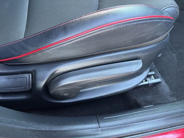 Used 2023 Kia Forte GT image 38