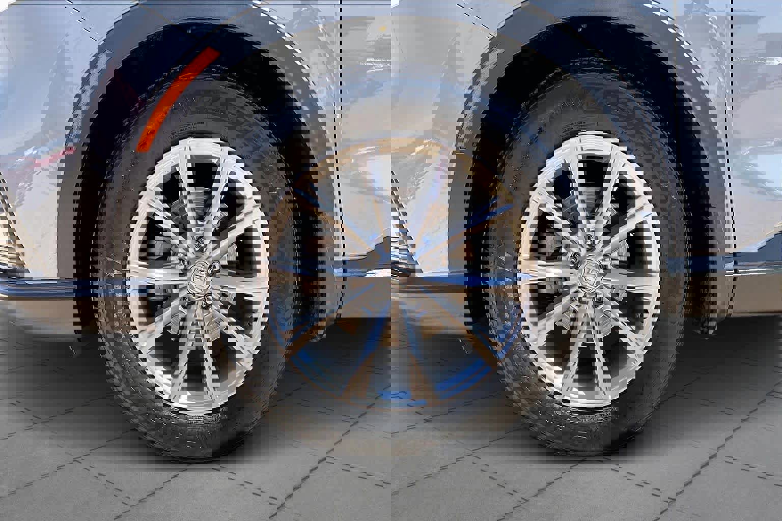 Used 2023 Honda CR-V EX image 10