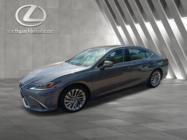 Certified 2021 Lexus ES 350 Ultra Luxury w/ Accessory Package 2 image 3