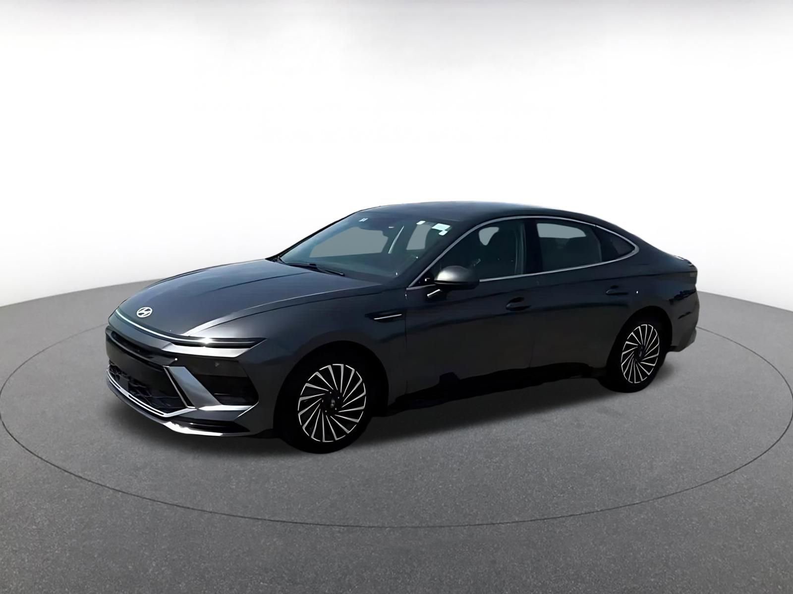 Used 2025 Hyundai Sonata SEL FWD image 9