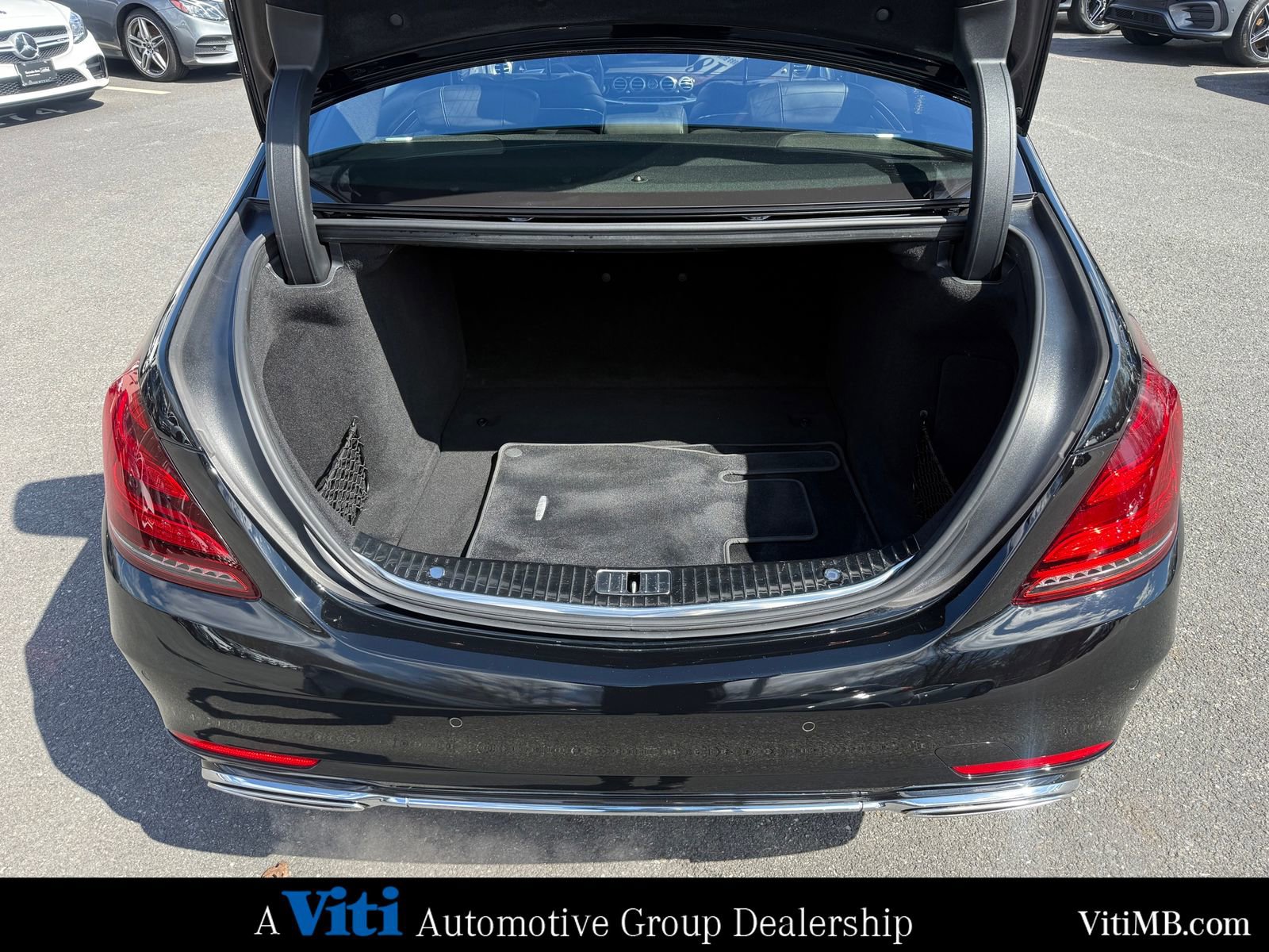 Used 2018 Mercedes-Benz S 560 4MATIC Sedan image 24