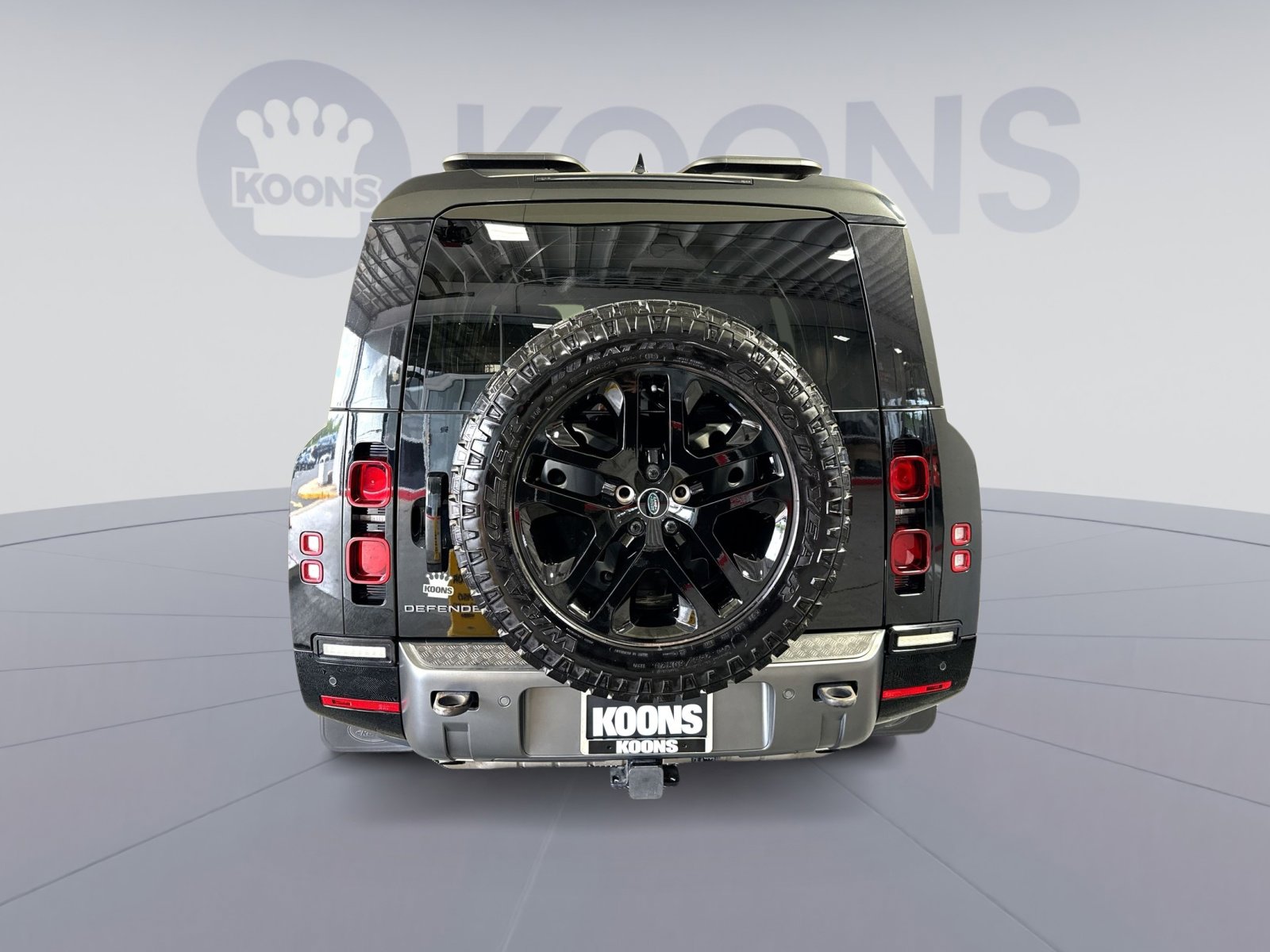 Used 2024 Land Rover Defender 130 Outbound AWD/4WD image 5
