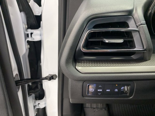 New 2026 Chevrolet Traverse LT w/ LPO, Floor Liner Package image 12
