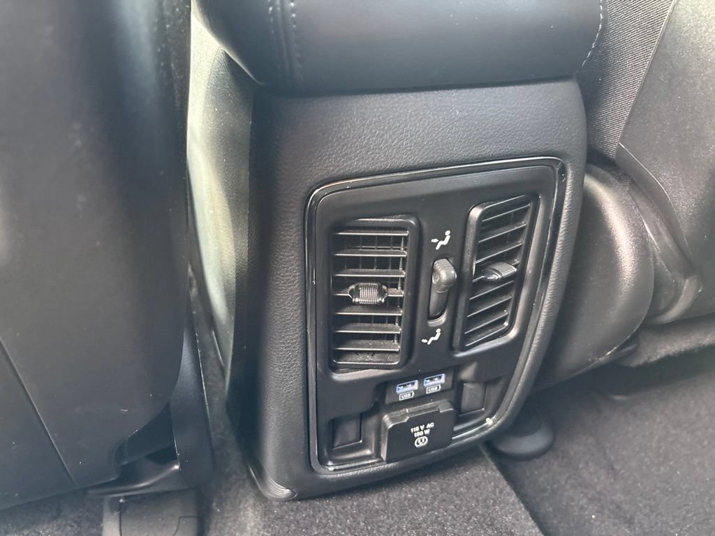Used 2019 Jeep Grand Cherokee Limited w/ Trailer Tow Group IV AWD/4WD image 20
