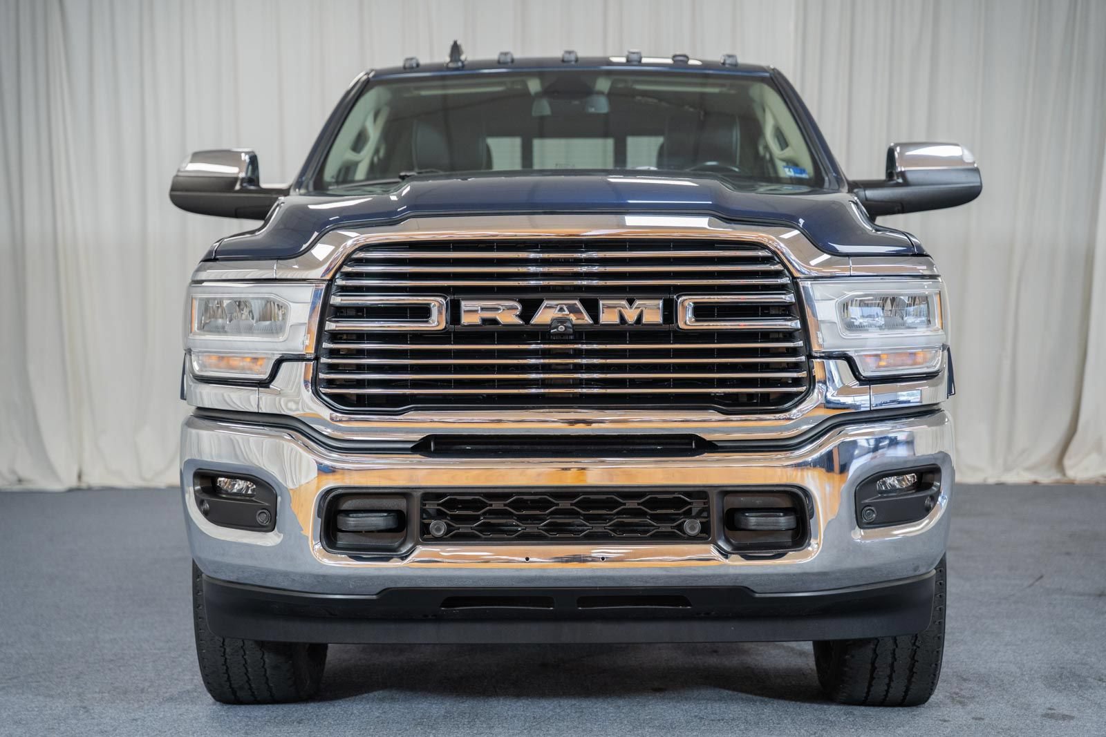 Used 2022 RAM 2500 Laramie AWD/4WD image 2