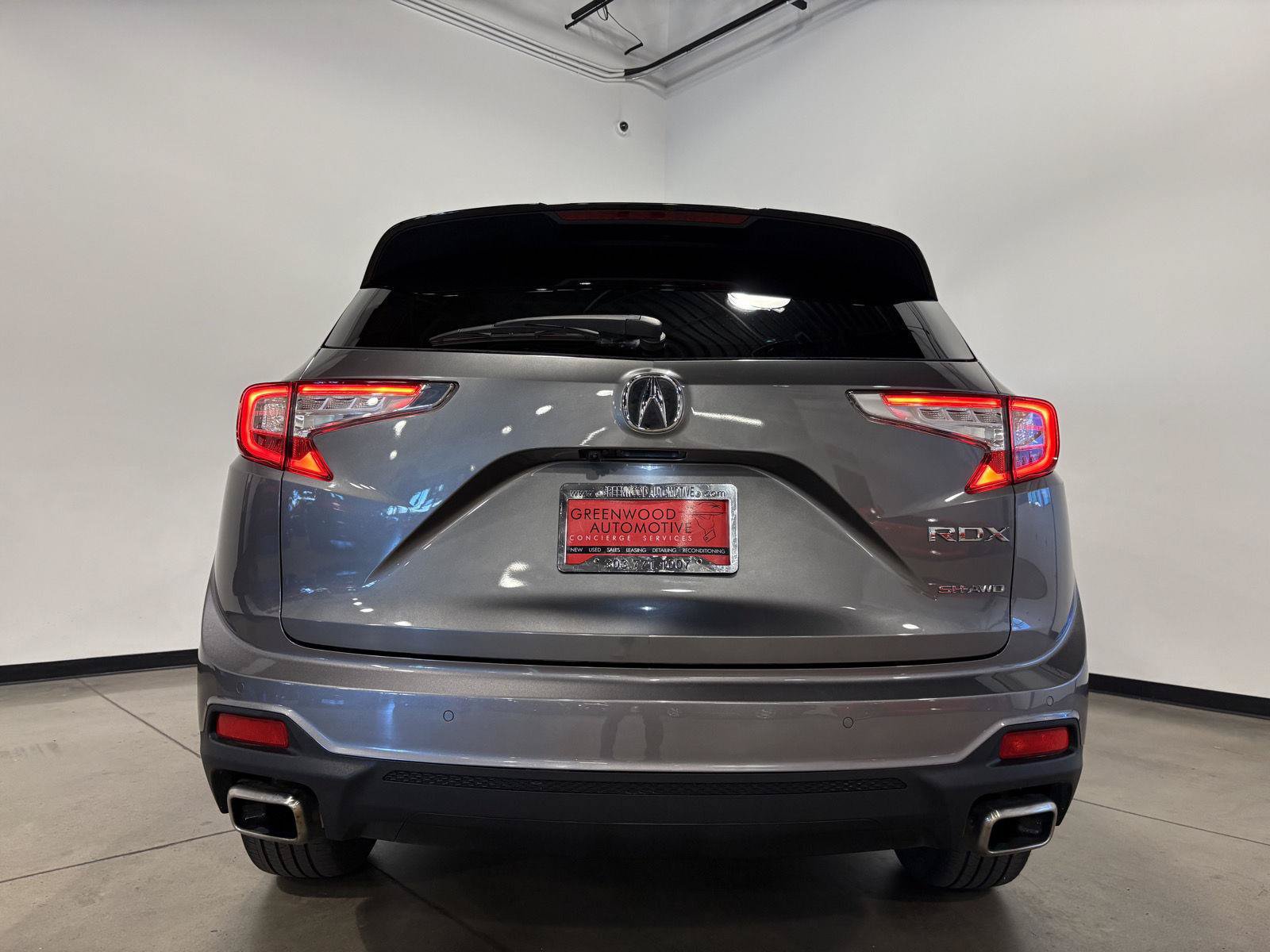 Used 2024 Acura RDX w/ Technology Package AWD/4WD image 4