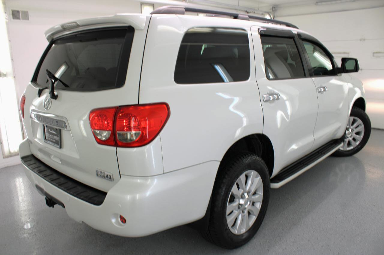 Used 2008 Toyota Sequoia Platinum image 30