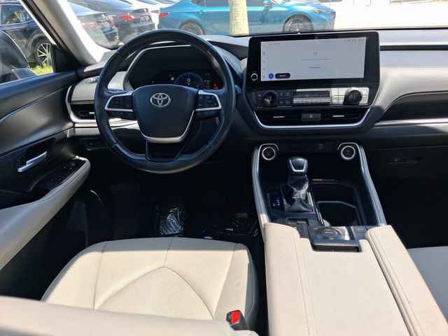 Used 2024 Toyota Grand Highlander FWD image 8