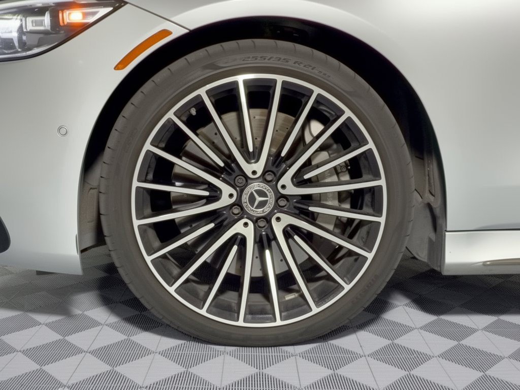 Used 2023 Mercedes-Benz S 580 4MATIC Sedan image 11