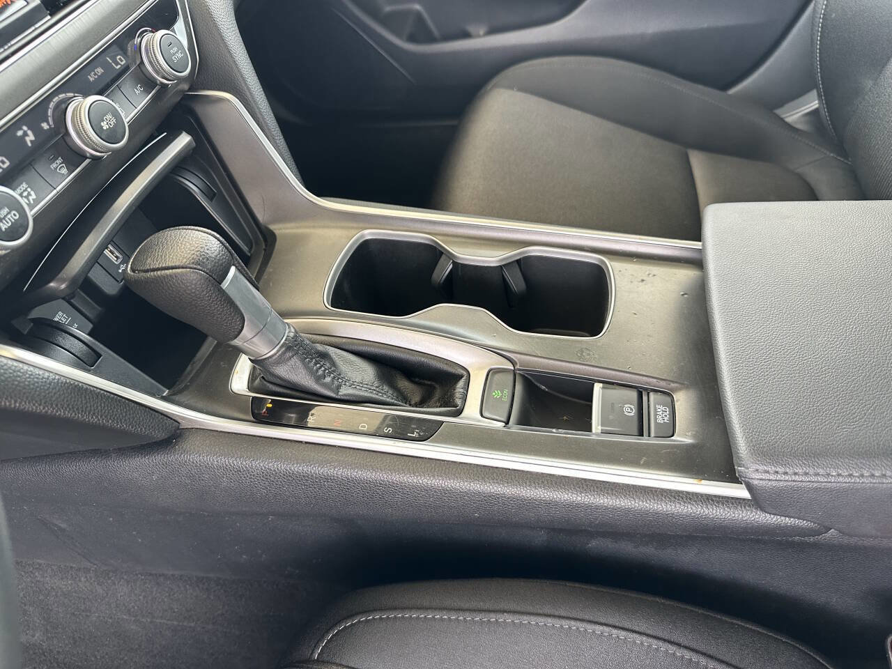 Used 2020 Honda Accord LX image 30