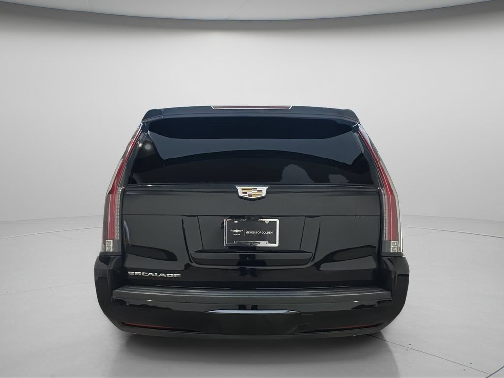 Used 2020 Cadillac Escalade Platinum AWD/4WD image 6