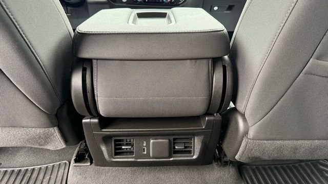 Used 2022 GMC Sierra 1500 Elevation image 40